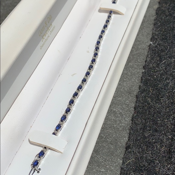 SOLD - 14Kt white gold diamond and sapphire - Picture 3 of 5